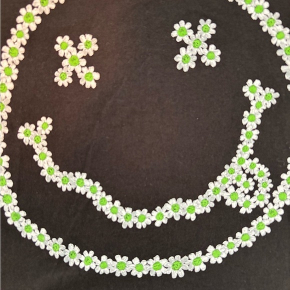 Nirvana Floral Smiley Face Black Graphic T-Shirt Y2k Grunge Nwot Size Large L - Picture 7 of 9